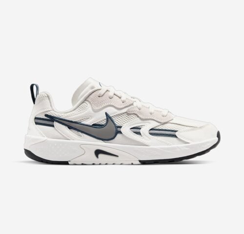 Nike jame white