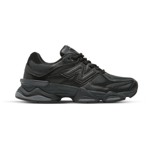 9060 tripple black