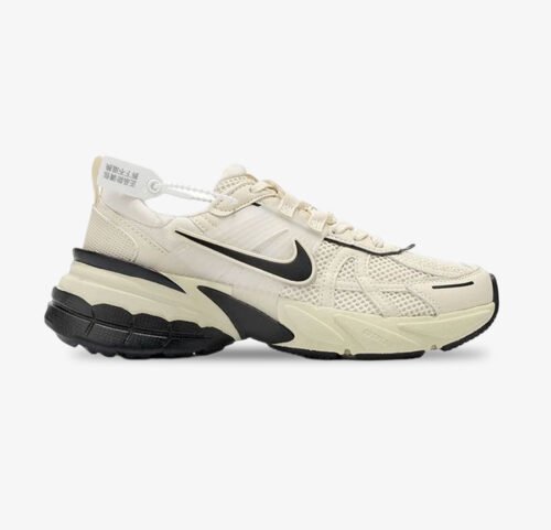 V2k Run Light Beige Black
