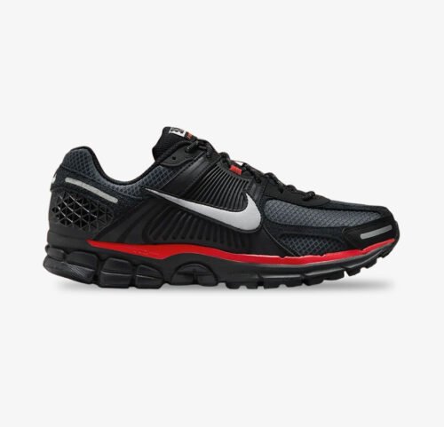 Vomero 5 Black Red