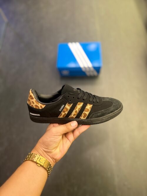 Adidas Originals Samba neighborhood